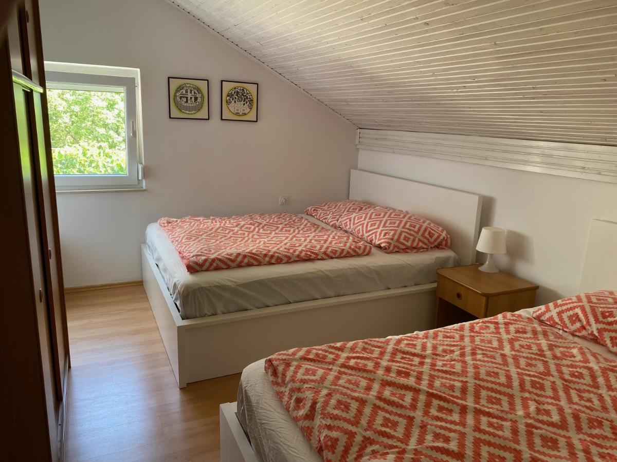 Seaview Apartments Ядраново Екстер'єр фото
